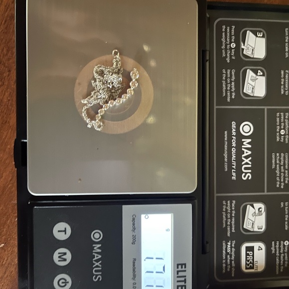 Lovely Natural Diamond and Solid 14k White Gold Journey Pendant Necklace - Picture 7 of 8